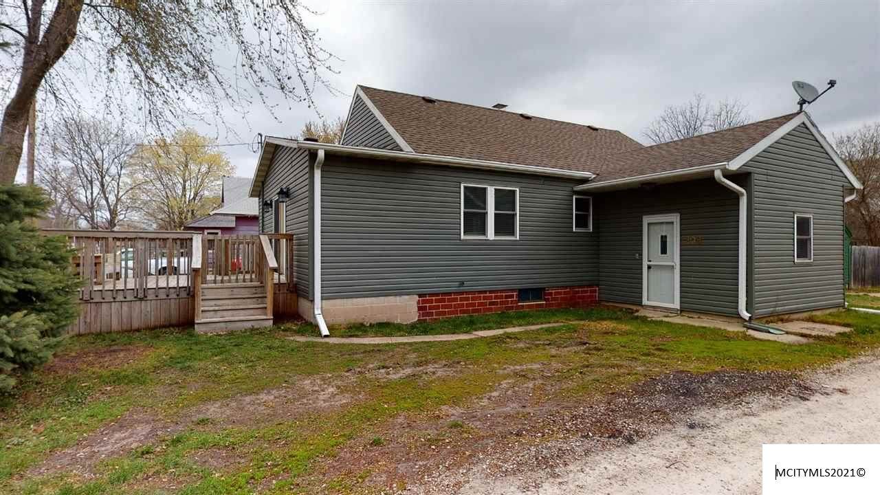 209 3rd St N - Photo 1