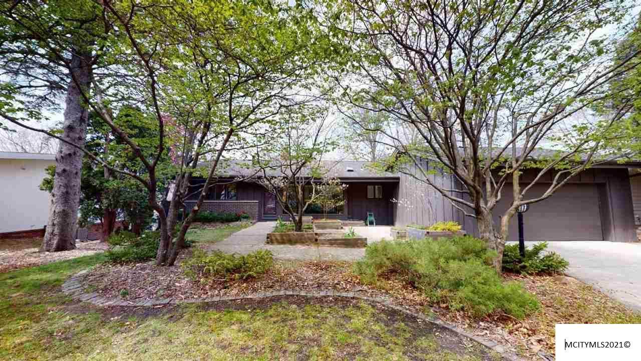 321 Willowbrook Dr - Photo 1
