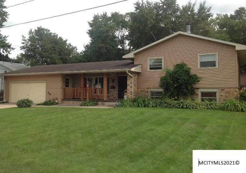 701 4th Ave N - Photo 1