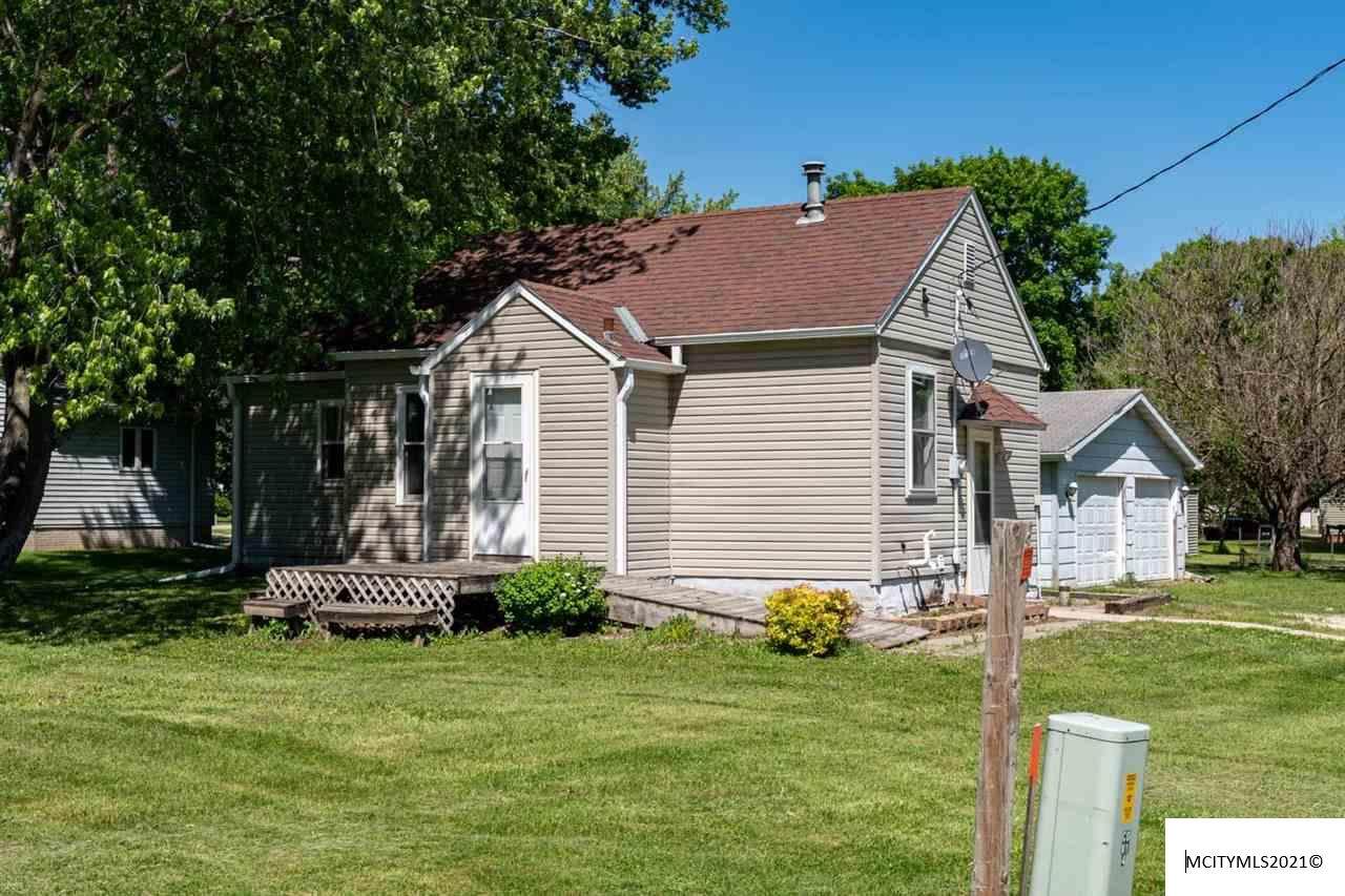 104 Lake St - Photo 1