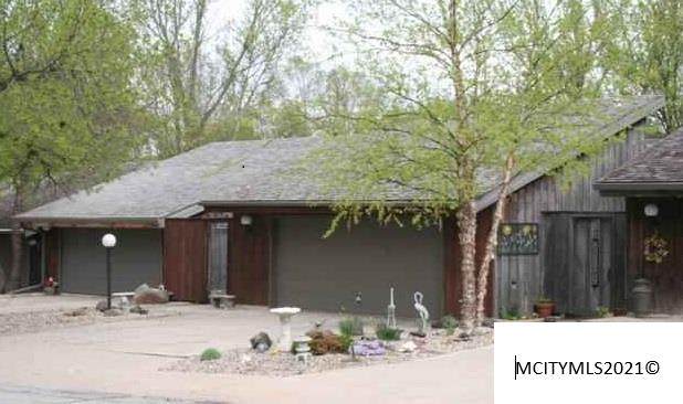 8 Willowgreen Ct - Photo 1