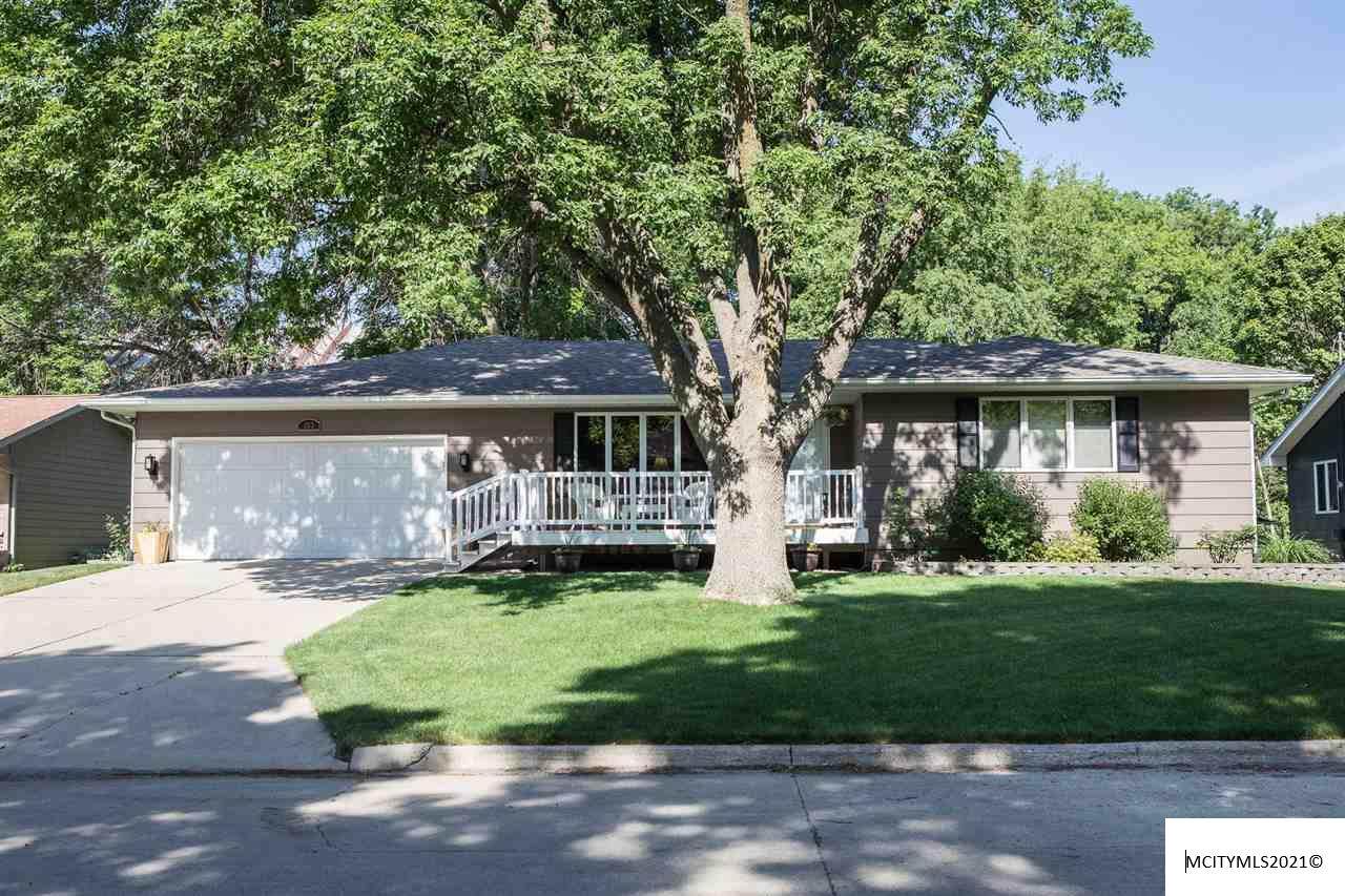 103 17th St - Photo 1