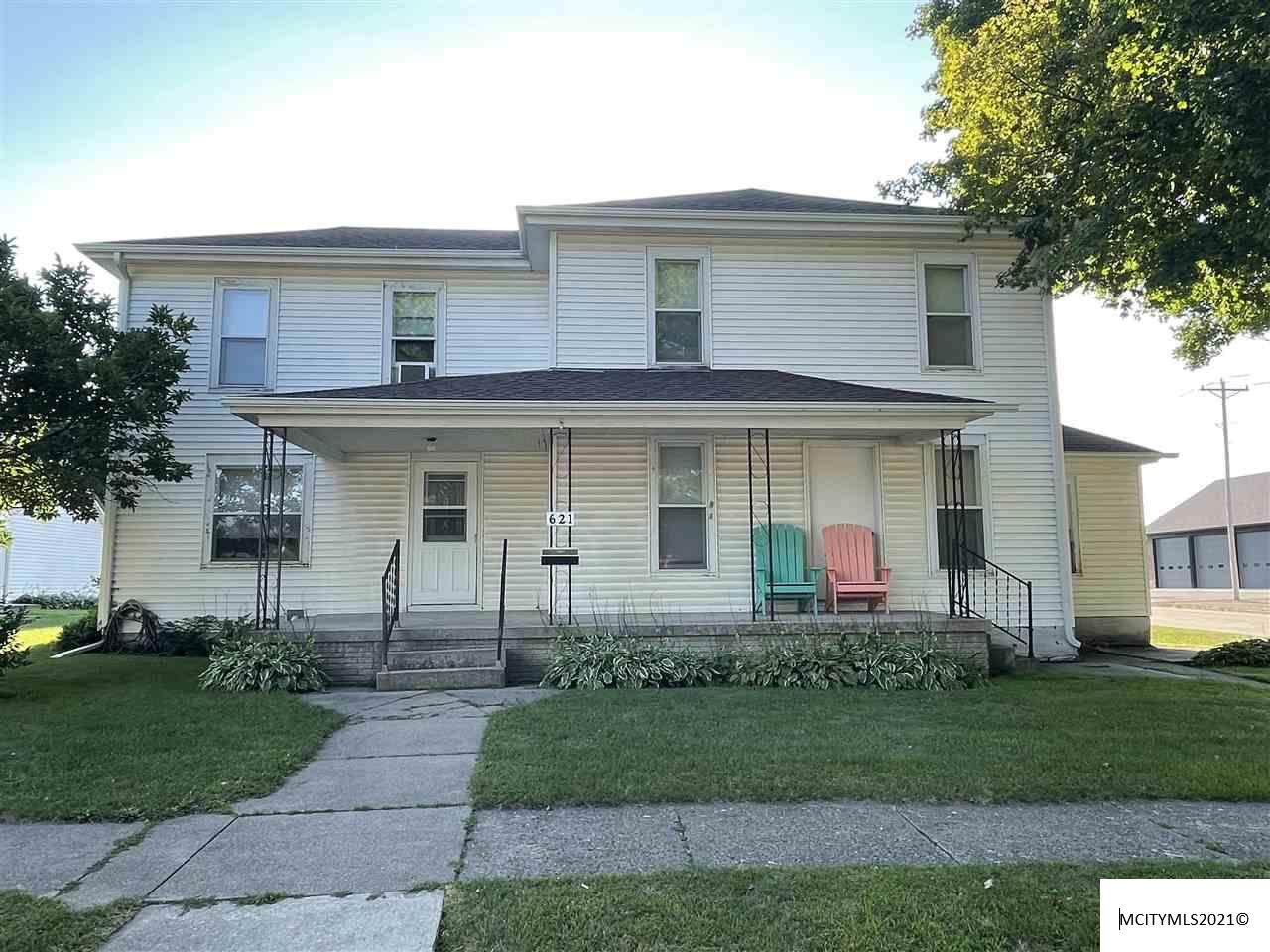 621 4th St - Photo 1