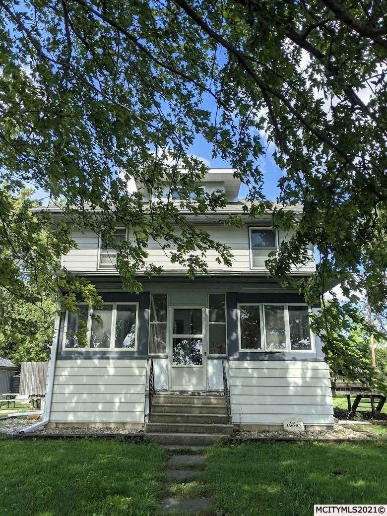 19712 Spruce Ave - Photo 1
