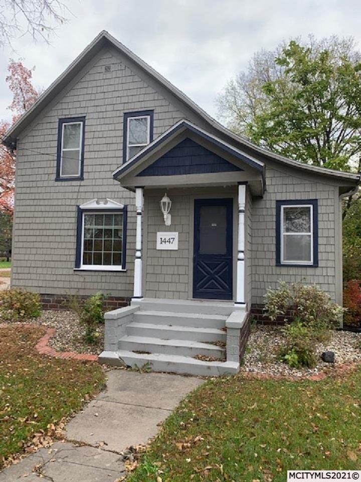 1447 Carolina - Photo 1