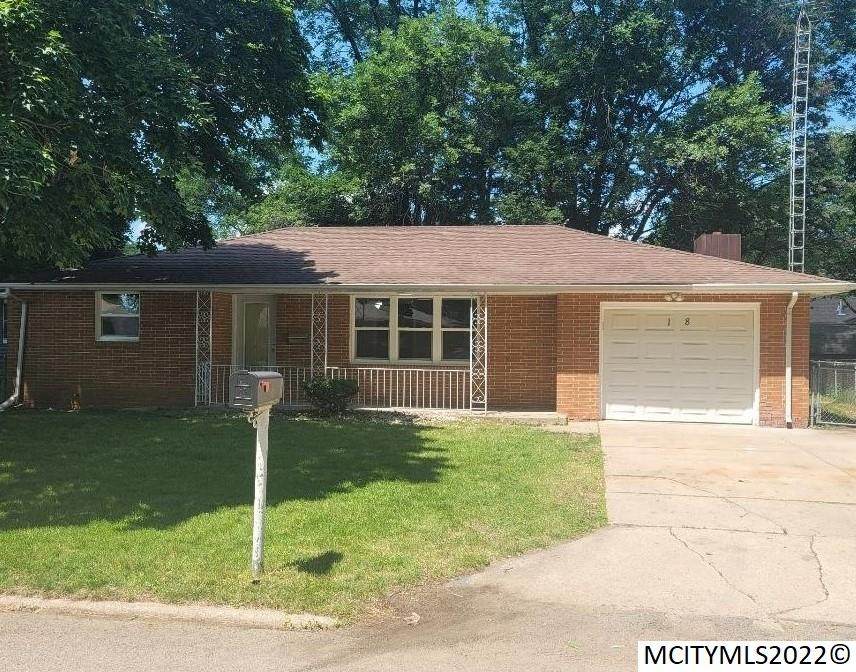 18 Clover Ln - Photo 1