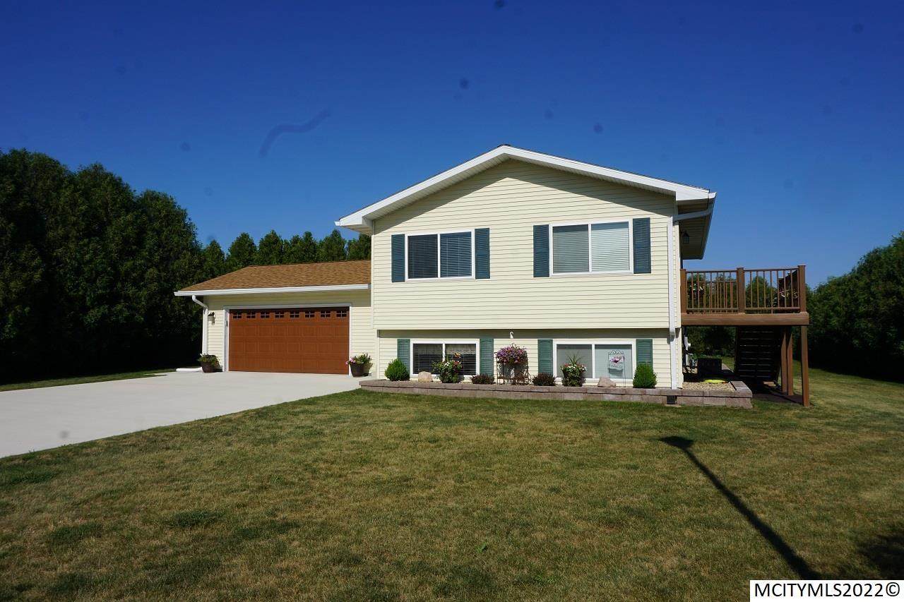 44 Greenwood Ct - Photo 1