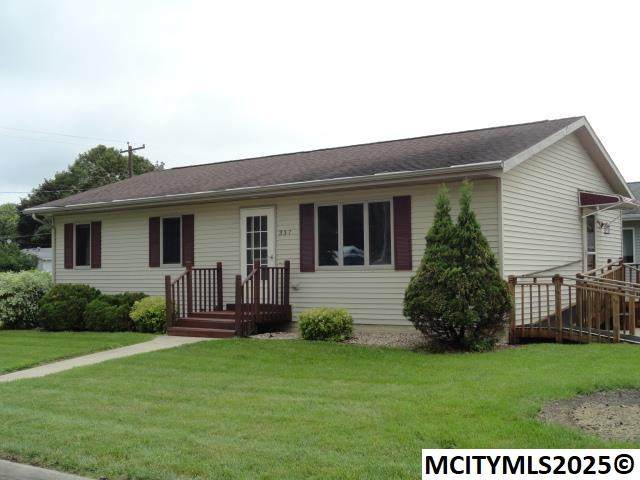 337 23rd Sw - Photo 1