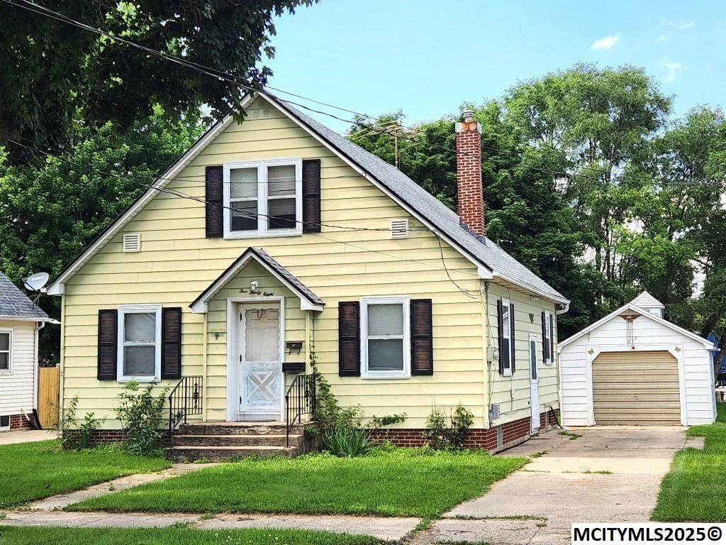 538 12th Se - Photo 1