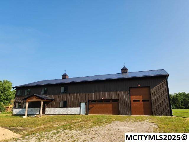 1368 12th Ne - Photo 1