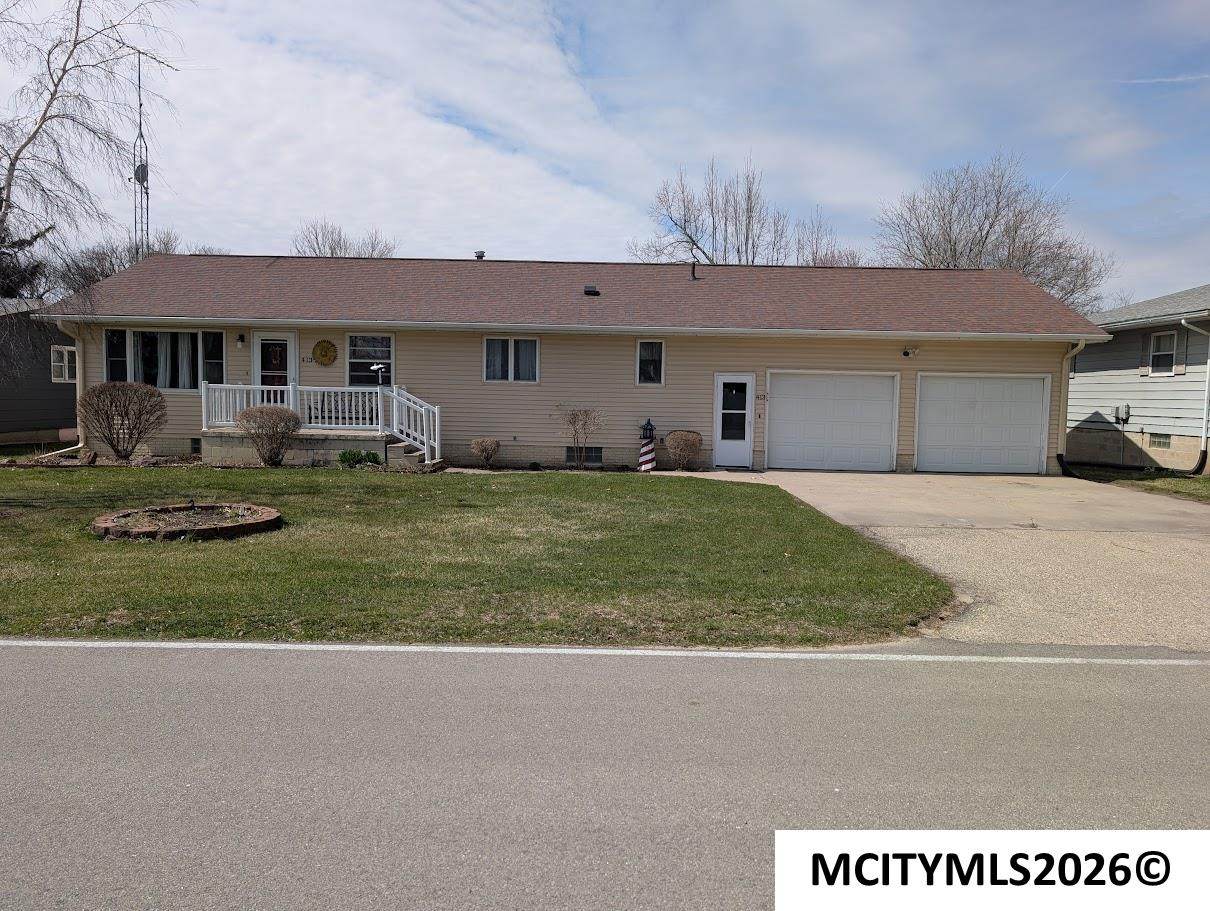 413 1st St N - Photo 1