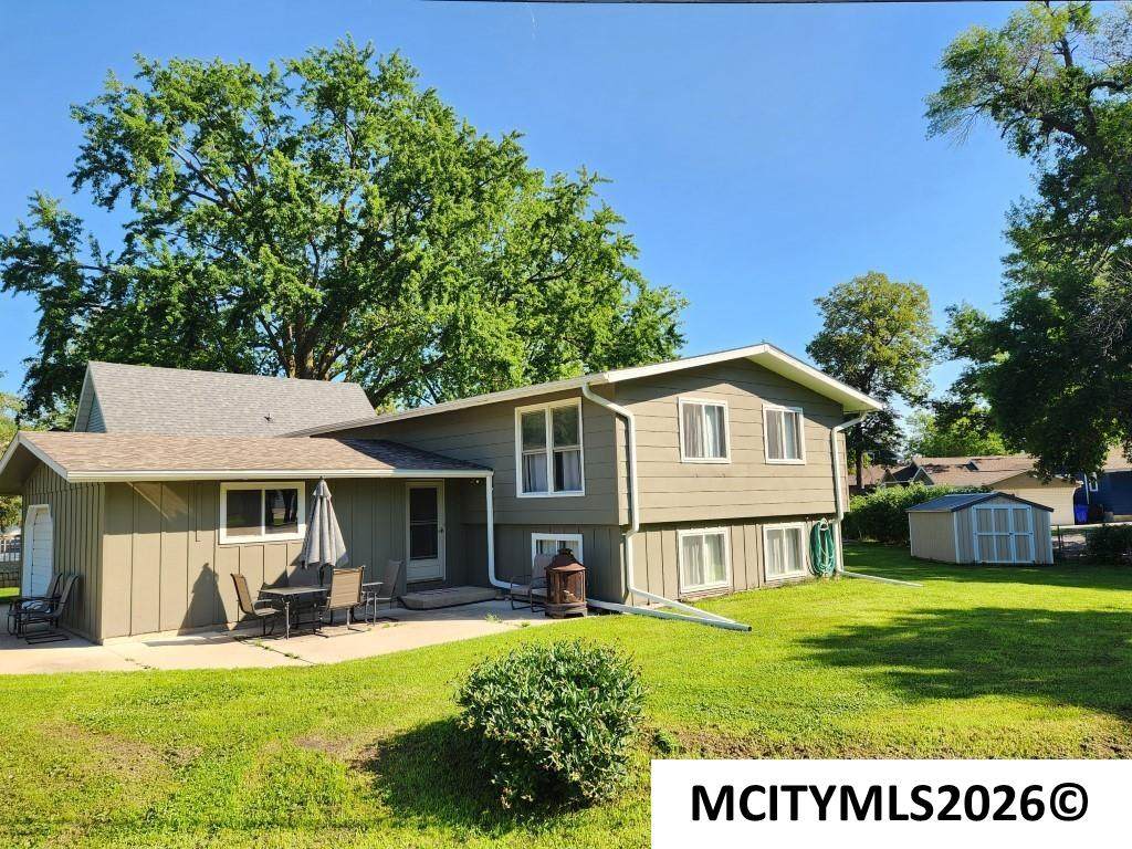 15257 Thoburn Ave - Photo 1