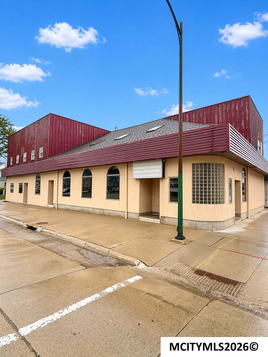 125 1st Se - Photo 1