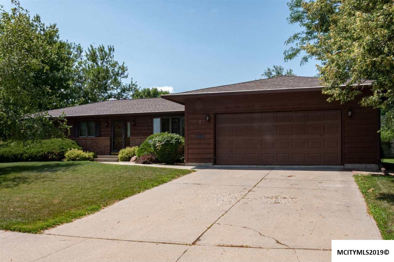 1 Briarstone Ct - Photo 1