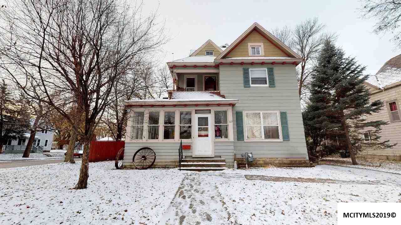 323 7th Se - Photo 1