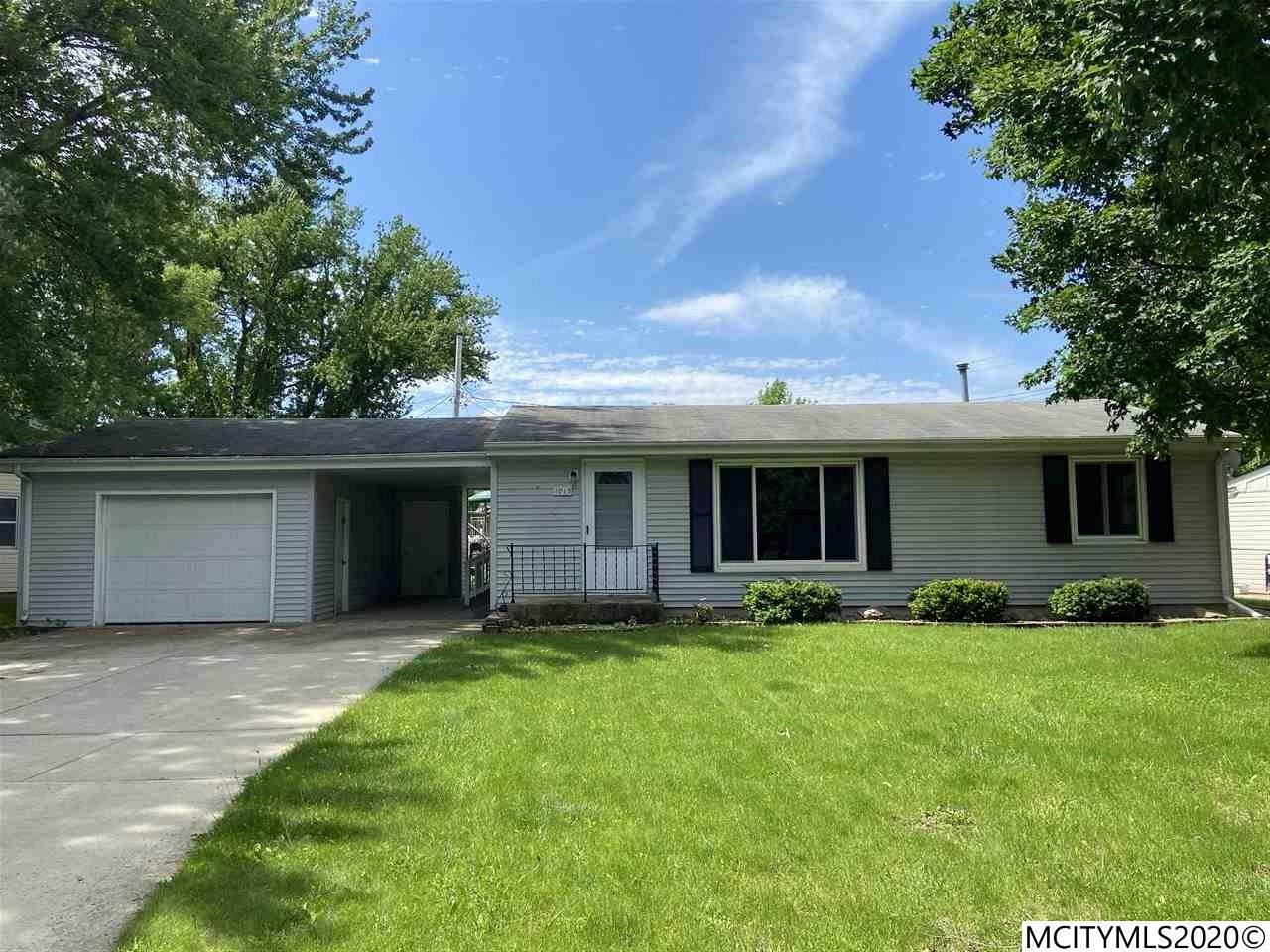1015 Crestmore Way - Photo 1 1015 Crestmore Way - Photo 1