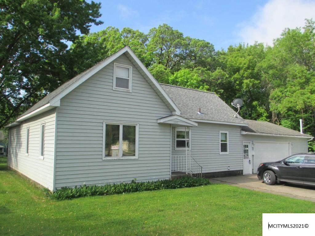 305 9th Ne - Photo 1