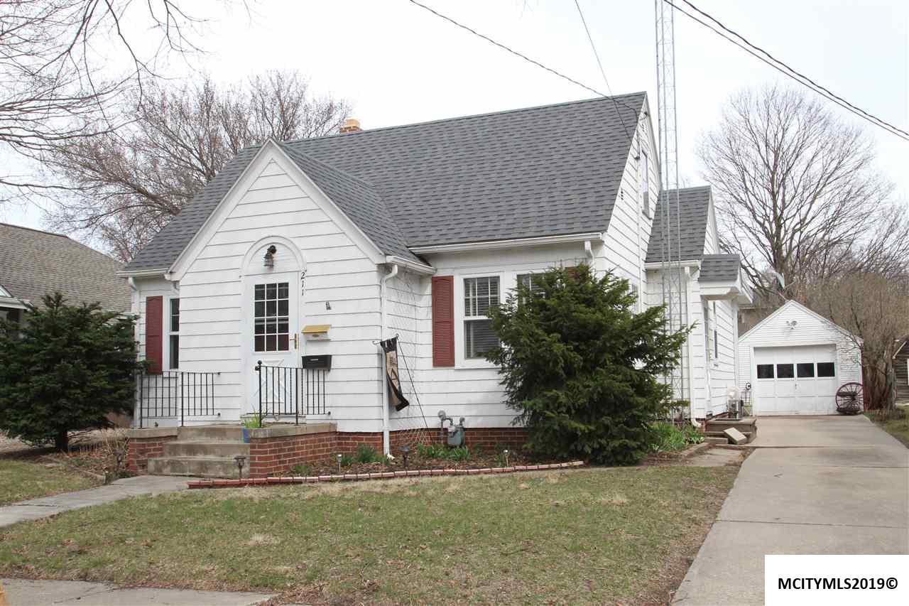 211 Rhode Island - Photo 1