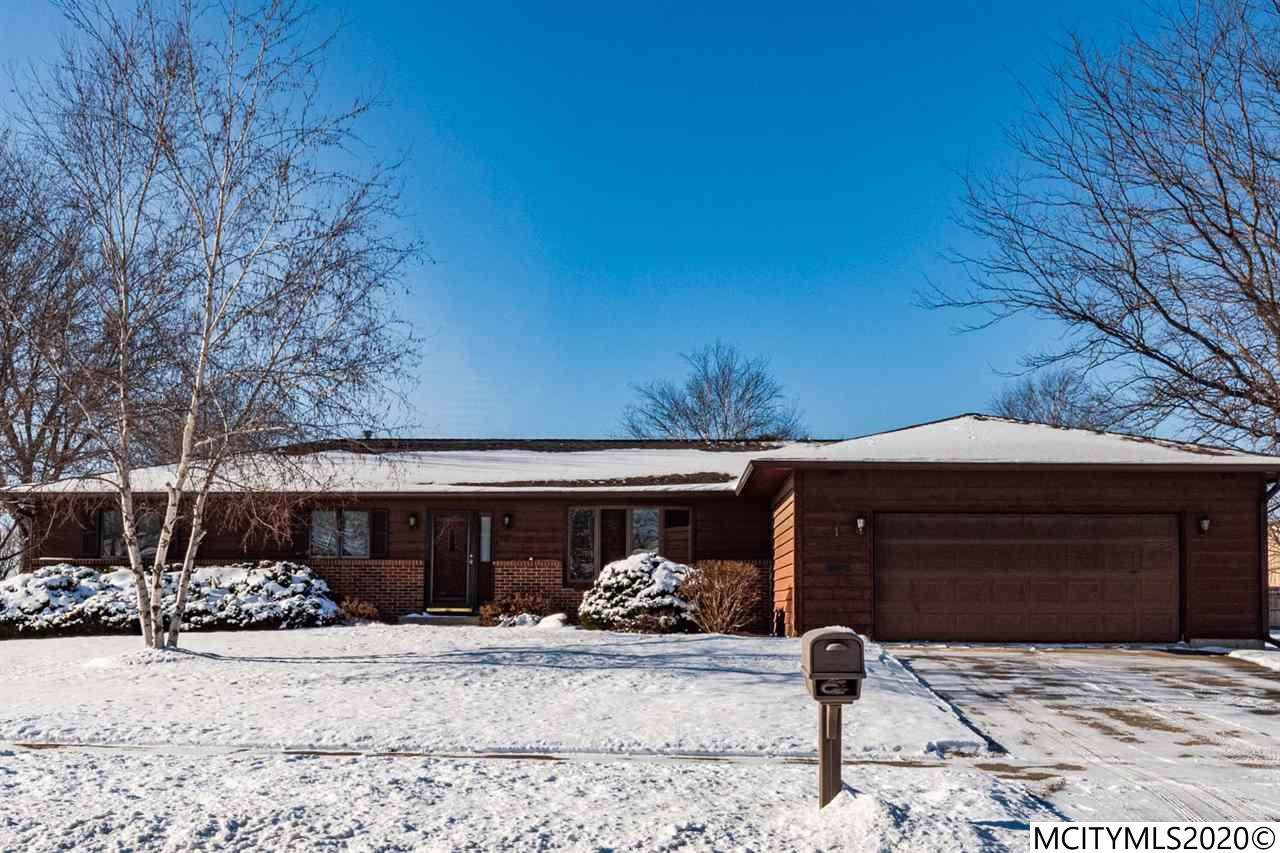 1 Briarstone Ct - Photo 1