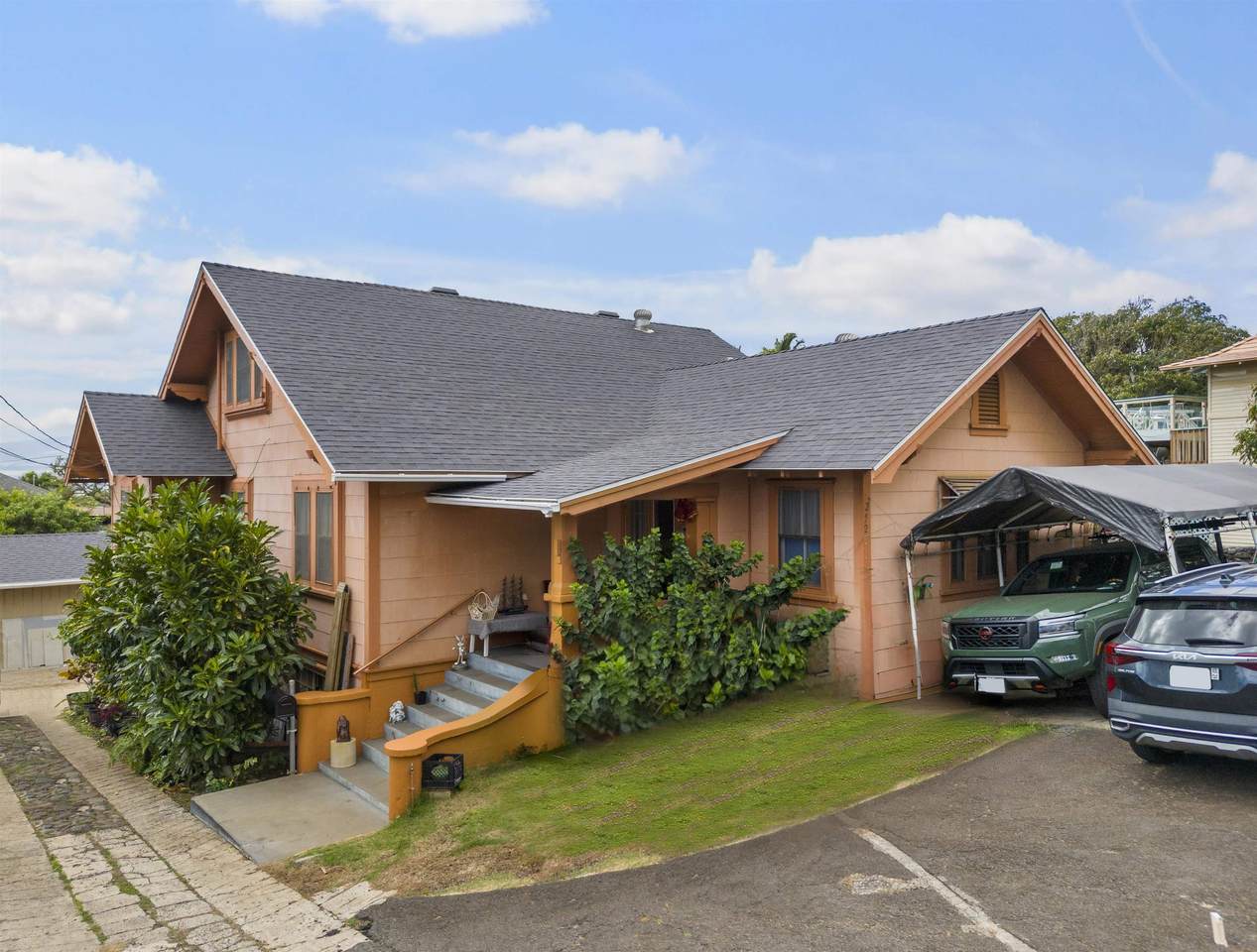 252 Halenani Dr - Photo 1