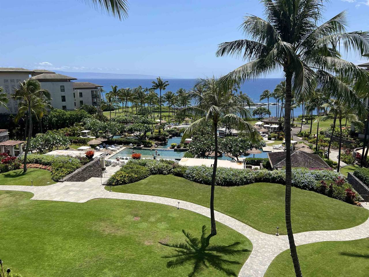 1 Bay Dr - Photo 1