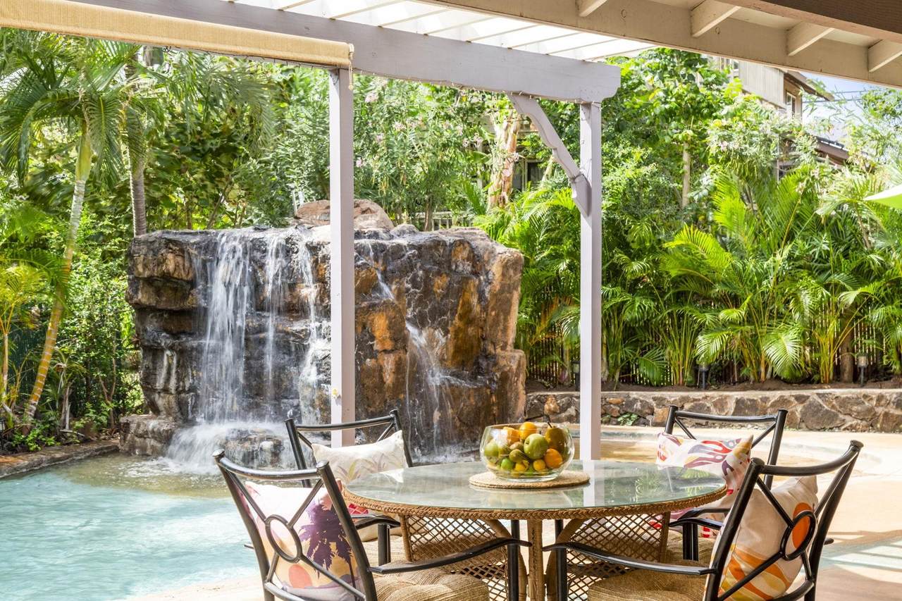 https://bt-photos.global.ssl.fastly.net/maui/1280_boomver_1_405999-2.jpg