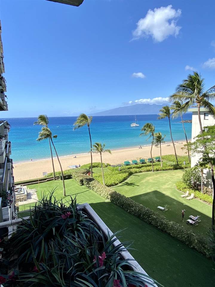 https://bt-photos.global.ssl.fastly.net/maui/1280_boomver_1_406918-2.jpg