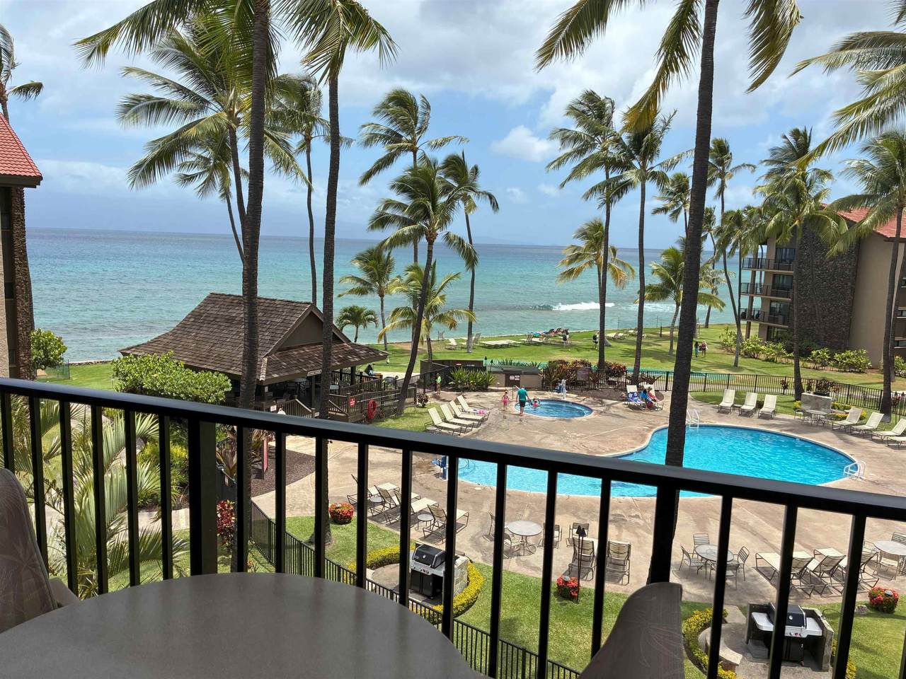 https://bt-photos.global.ssl.fastly.net/maui/1280_boomver_1_406993-2.jpg