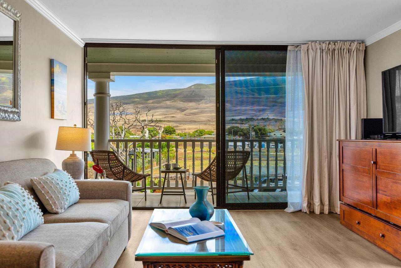 475 Front St - Photo 1