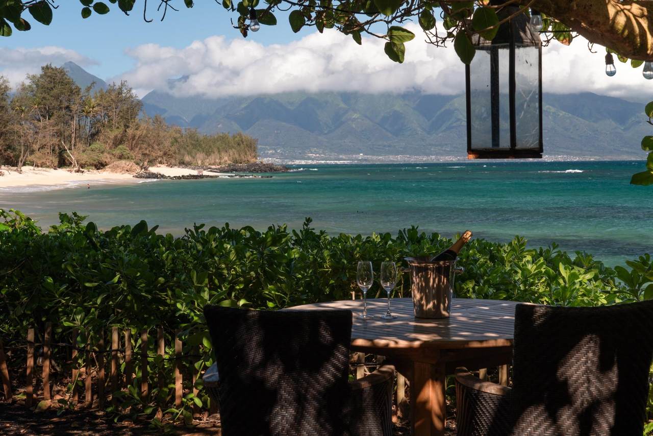 https://bt-photos.global.ssl.fastly.net/maui/1280_boomver_1_408236-2.jpg