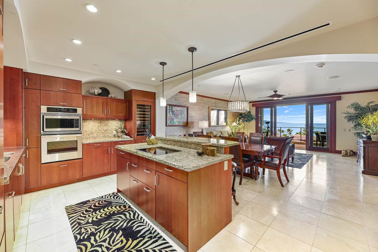 https://bt-photos.global.ssl.fastly.net/maui/1280_boomver_1_408288-2.jpg