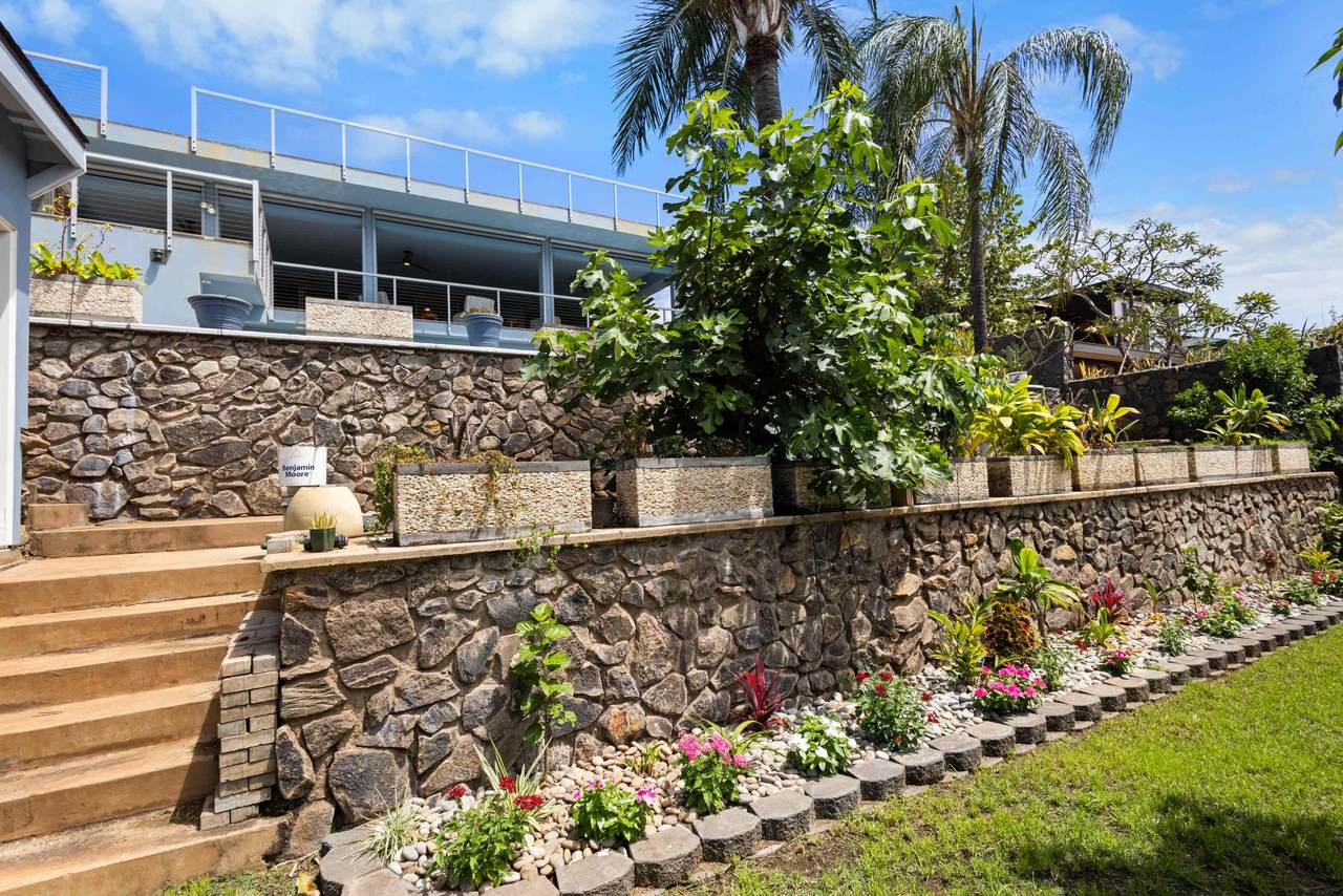 2760 Puu Hoolai St - Photo 1