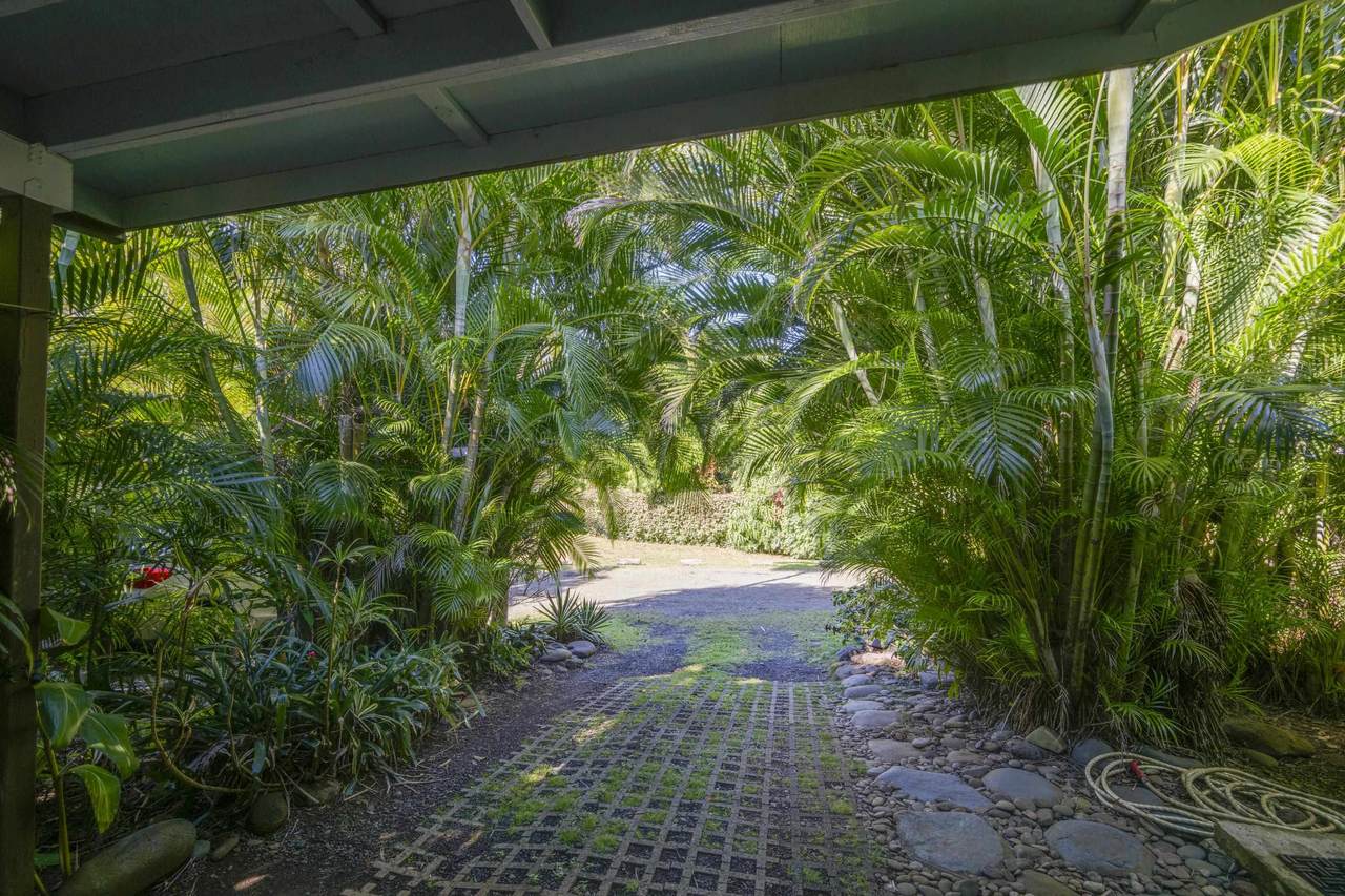 https://bt-photos.global.ssl.fastly.net/maui/1280_boomver_1_408753-2.jpg