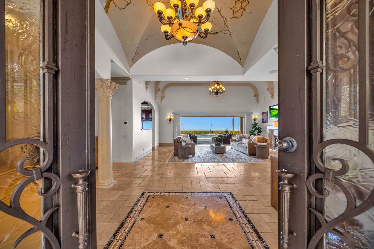 https://bt-photos.global.ssl.fastly.net/maui/1280_boomver_1_408866-2.jpg