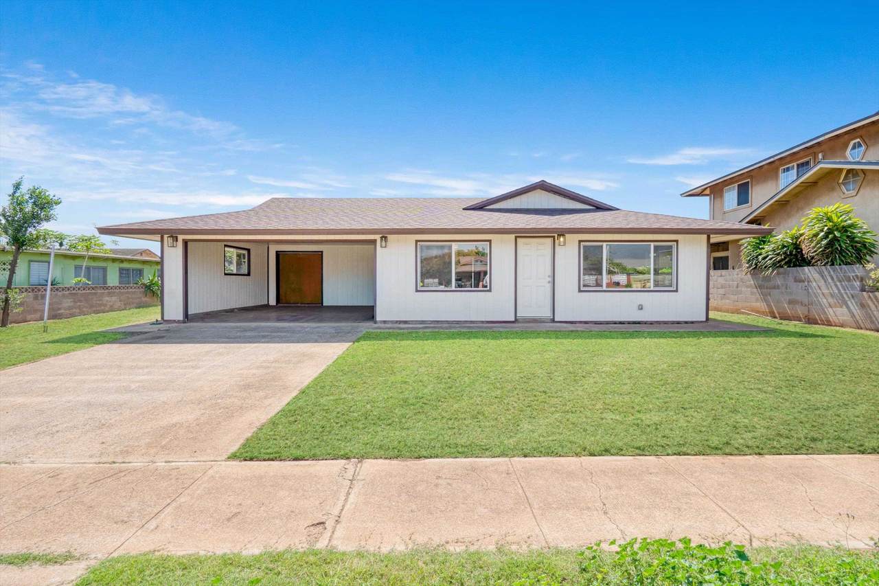323 Papa Ave - Photo 1