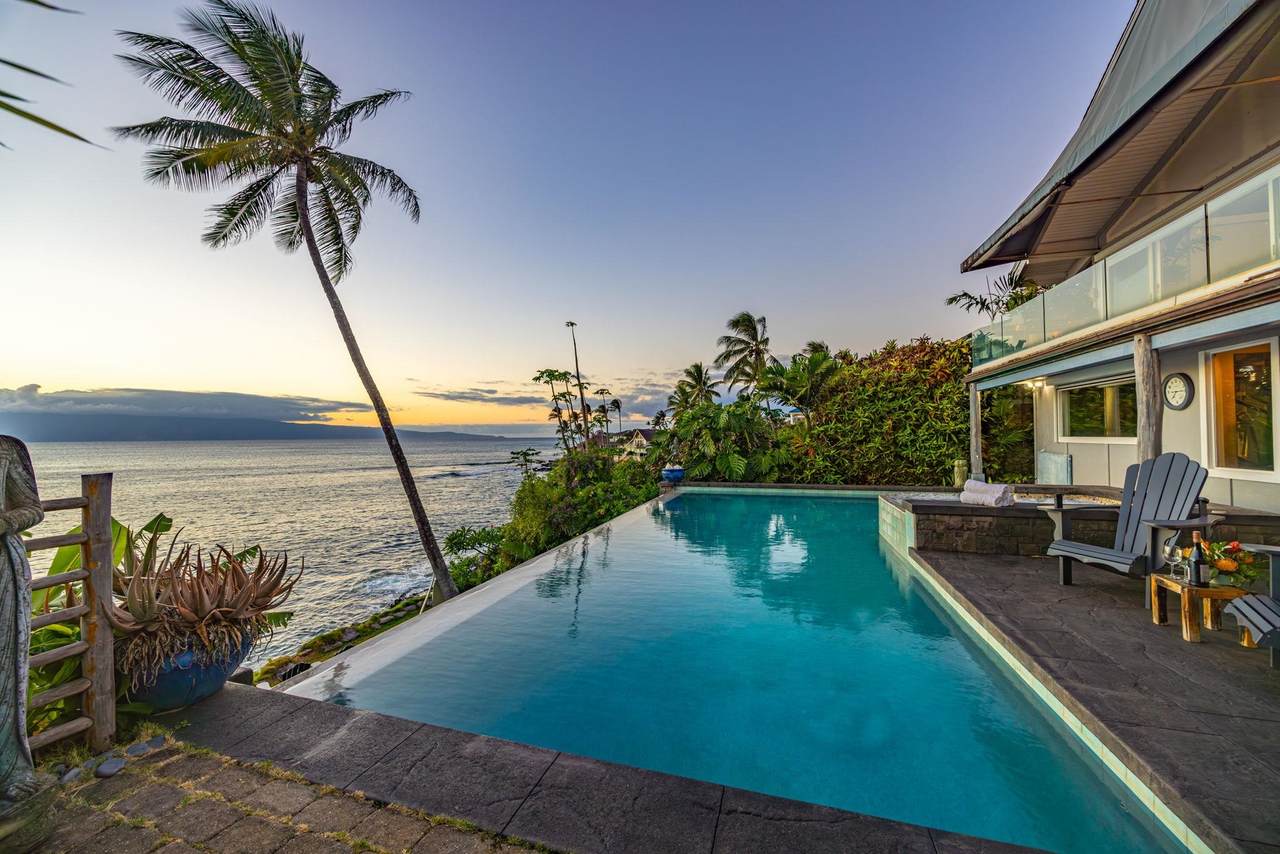 https://bt-photos.global.ssl.fastly.net/maui/1280_boomver_1_409059-2.jpg
