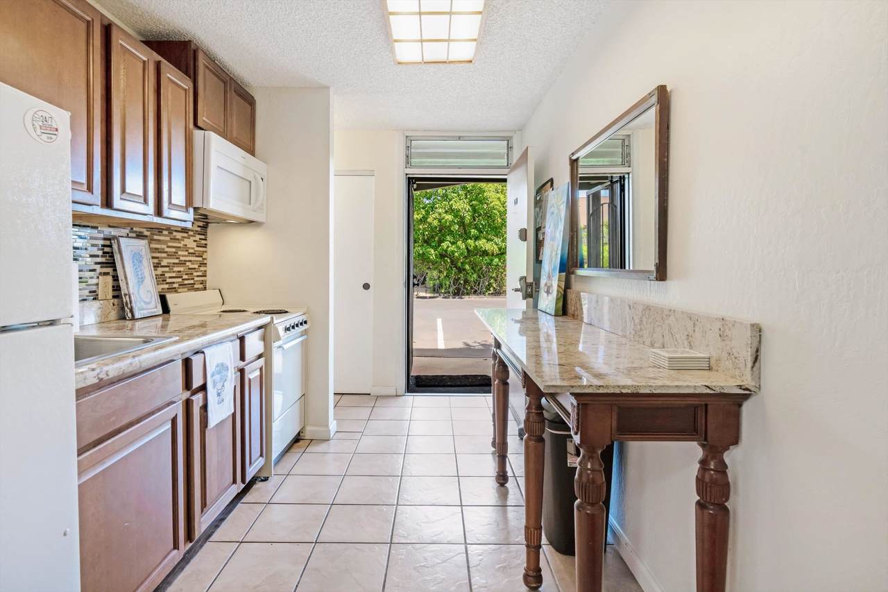 https://bt-photos.global.ssl.fastly.net/maui/1280_boomver_1_409132-2.jpg