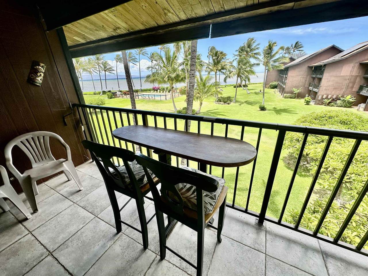 https://bt-photos.global.ssl.fastly.net/maui/1280_boomver_1_409150-2.jpg