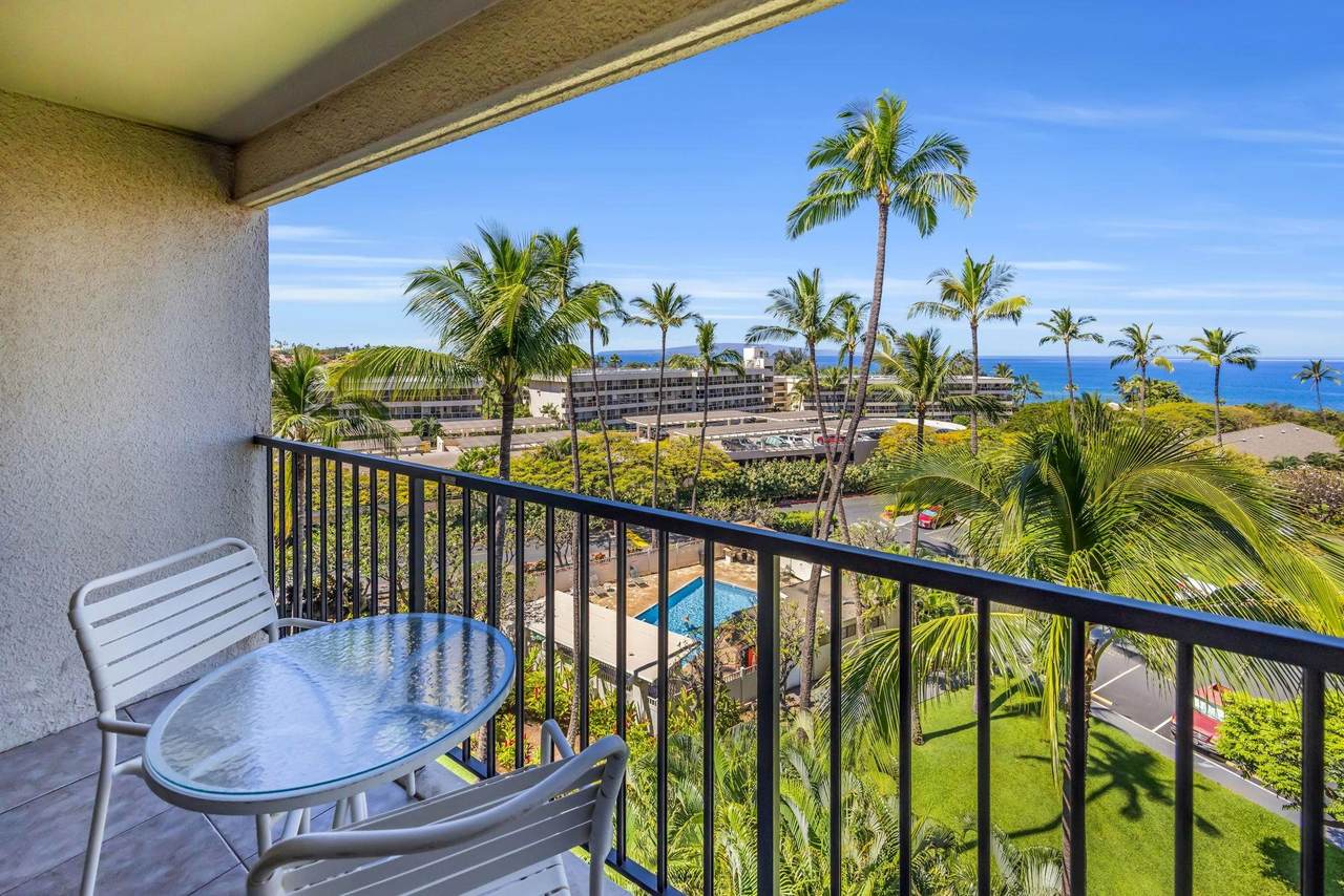 https://bt-photos.global.ssl.fastly.net/maui/1280_boomver_1_409420-2.jpg