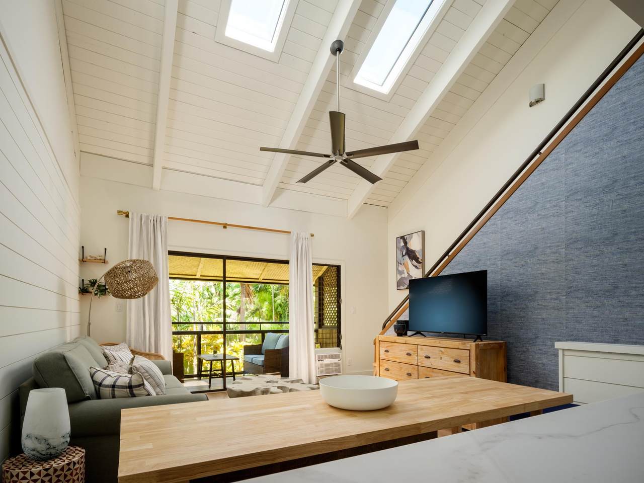 https://bt-photos.global.ssl.fastly.net/maui/1280_boomver_1_409558-2.jpg