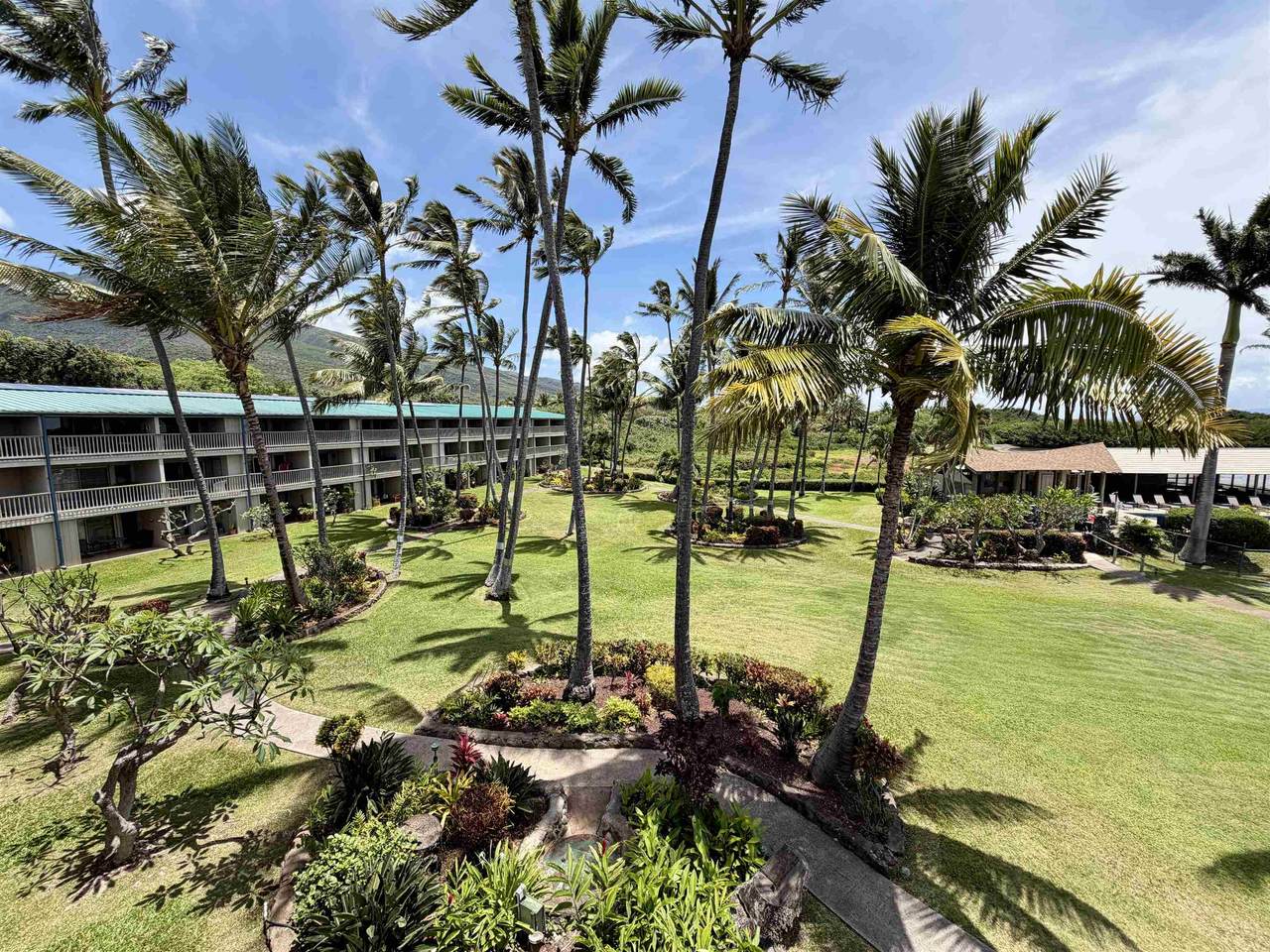 https://bt-photos.global.ssl.fastly.net/maui/1280_boomver_1_409573-2.jpg