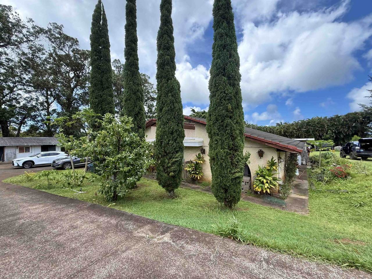 1630 Kauhikoa Rd - Photo 1