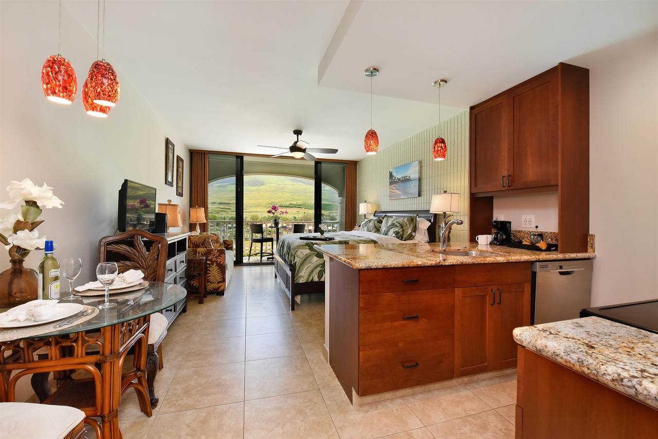 https://bt-photos.global.ssl.fastly.net/maui/1280_boomver_1_409678-2.jpg