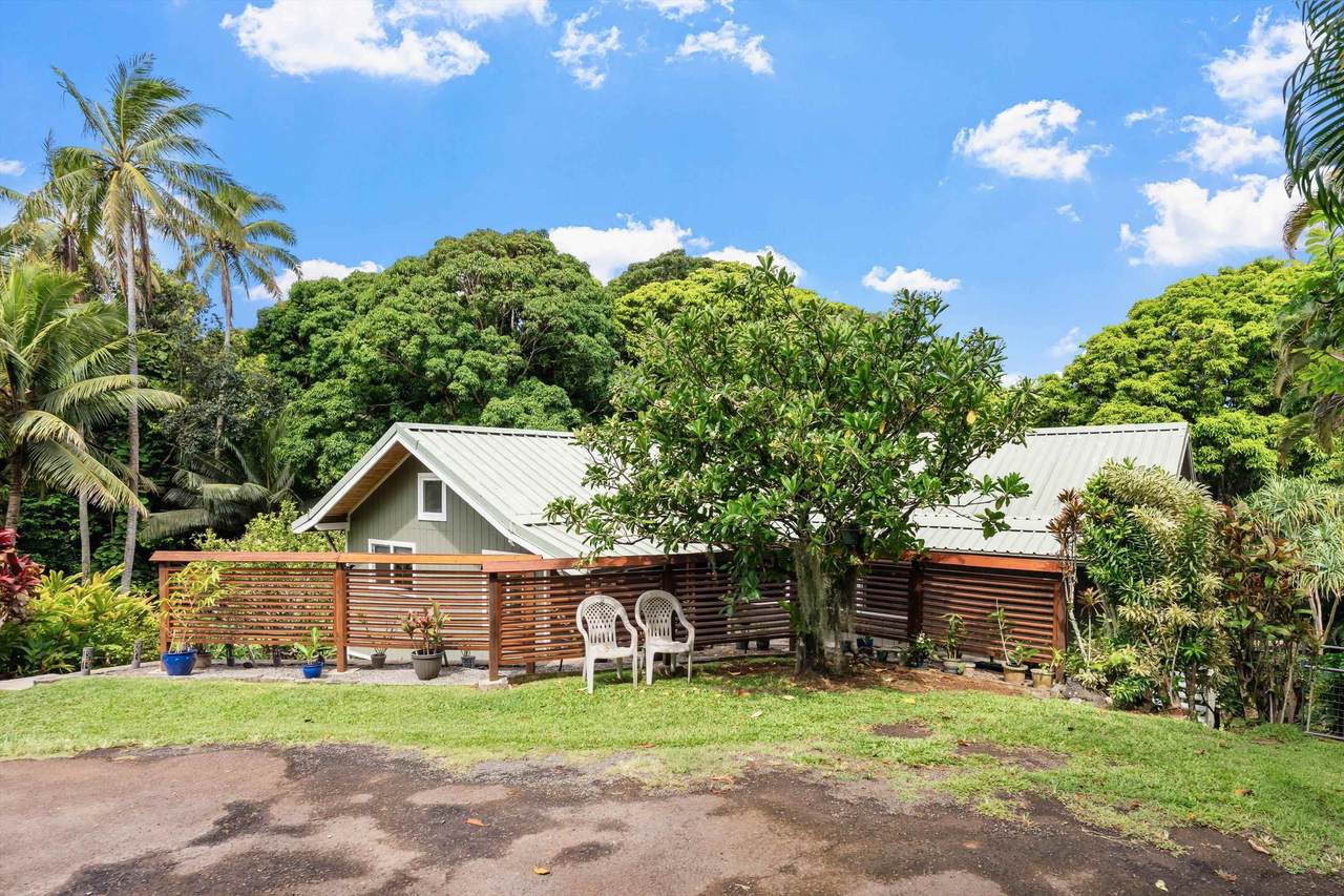 https://bt-photos.global.ssl.fastly.net/maui/1280_boomver_1_409762-2.jpg