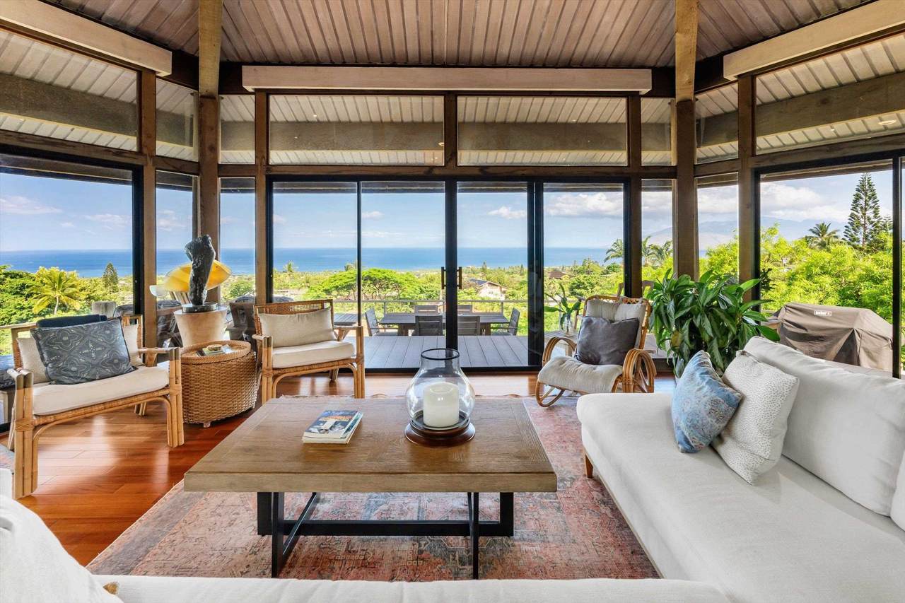 https://bt-photos.global.ssl.fastly.net/maui/1280_boomver_1_409863-2.jpg