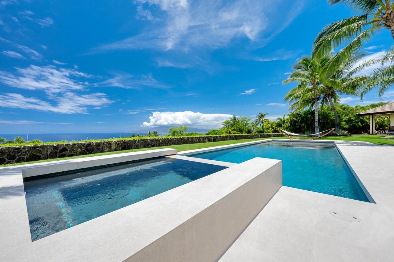 https://bt-photos.global.ssl.fastly.net/maui/1280_boomver_1_409968-2.jpg