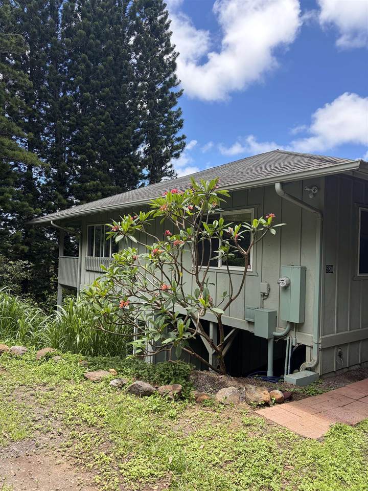 https://bt-photos.global.ssl.fastly.net/maui/1280_boomver_1_409984-2.jpg