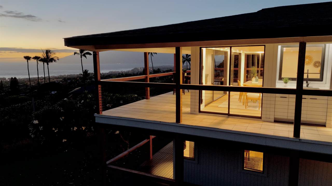 https://bt-photos.global.ssl.fastly.net/maui/1280_boomver_1_410070-2.jpg
