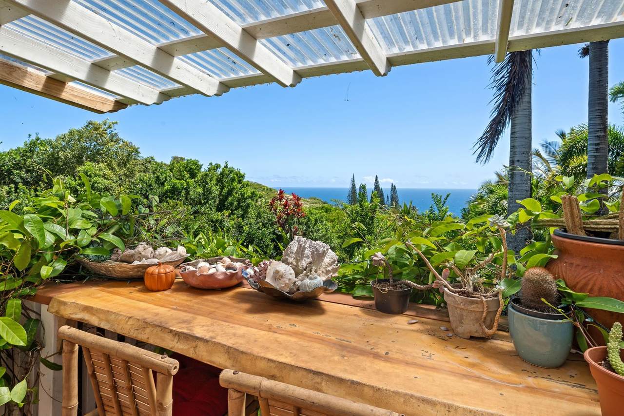 https://bt-photos.global.ssl.fastly.net/maui/1280_boomver_1_410085-2.jpg