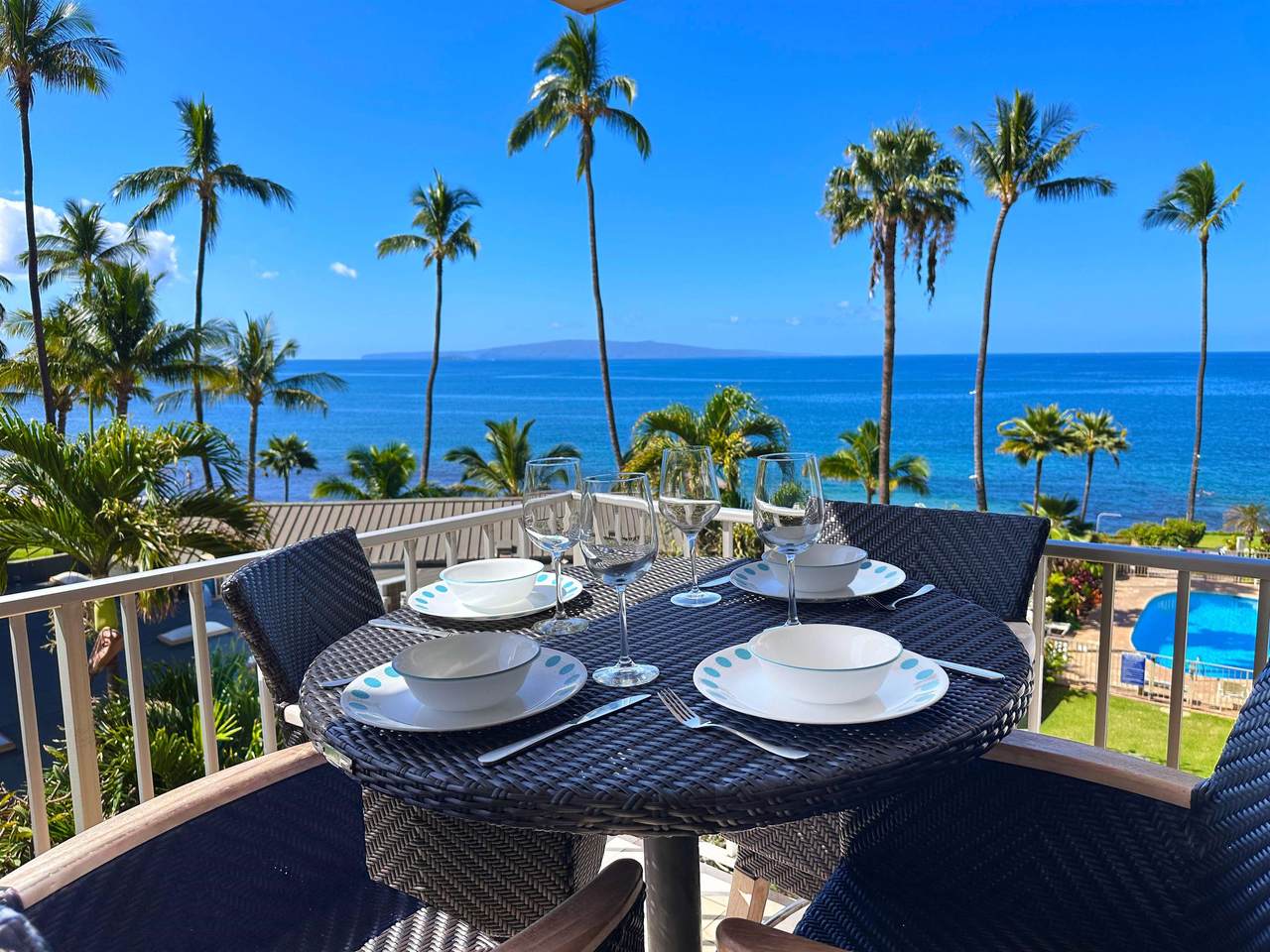 https://bt-photos.global.ssl.fastly.net/maui/1280_boomver_1_410134-2.jpg